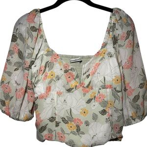 Floral Puff Sleeve Top